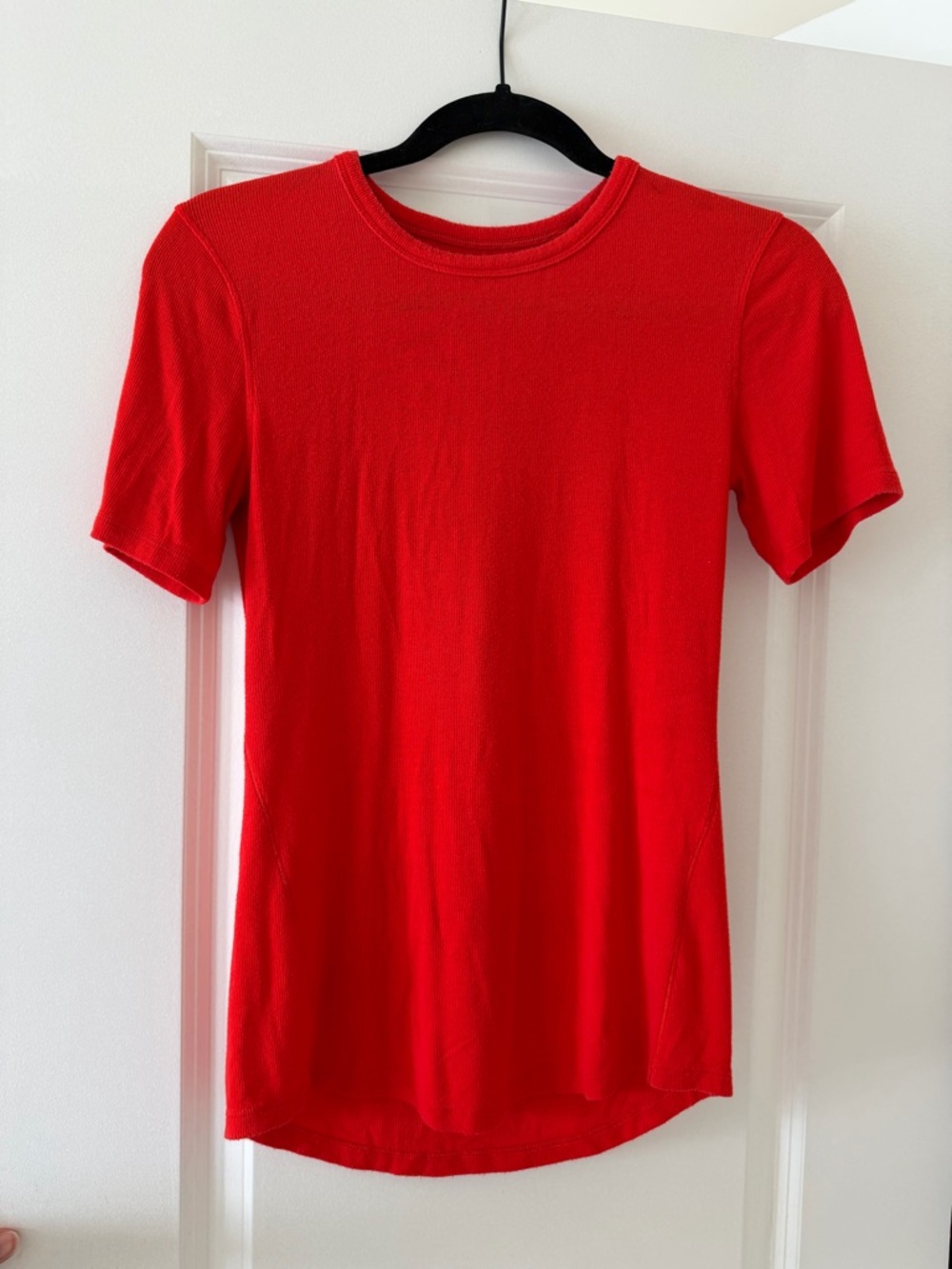 Lululemon hold tight shot sleeve oxford red size 6